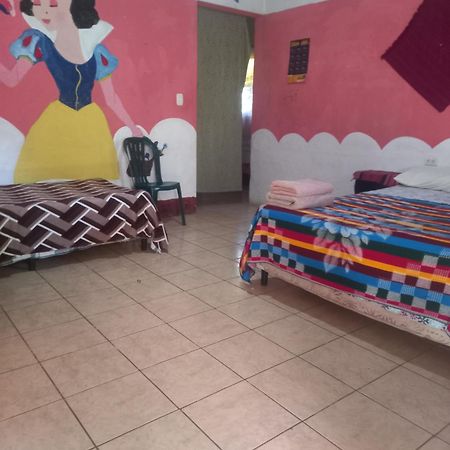 House Zope Hotel Panajachel Kültér fotó